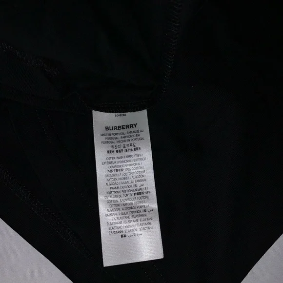 Burberry - Picture 6 of 9